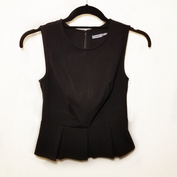 Urban Outfitters | Flirty Black Peplum Crop Top - Picture 2 of 7